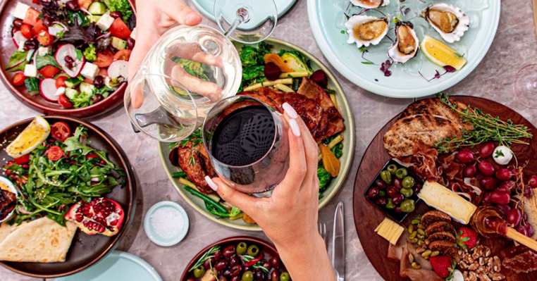 7 MELHORES ALIMENTOS PARA SEU CAFÉ DA MANHÃ (e aqueles que você deveria EVITAR)